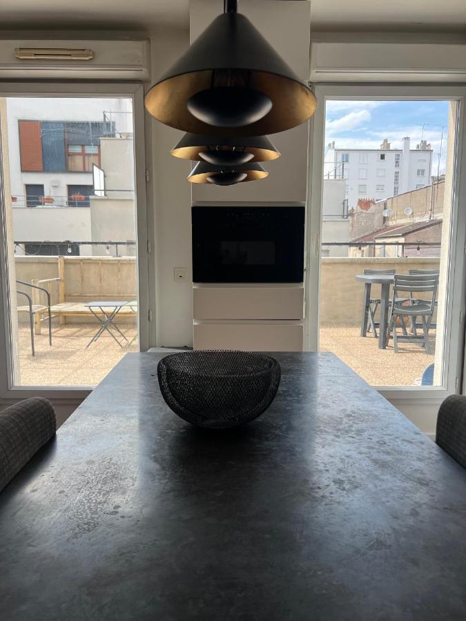Bel Appartement Avec Terrasse Pantin Exterior foto