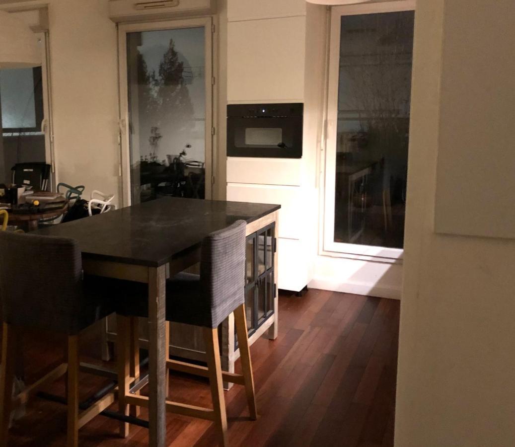 Bel Appartement Avec Terrasse Pantin Exterior foto